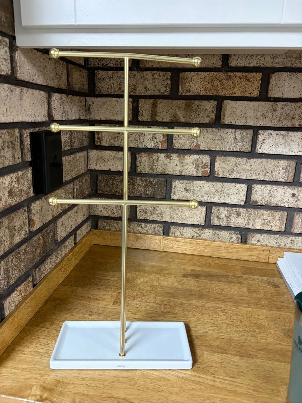 Umbra Gold Jewelry Stand with White Tray Organizer